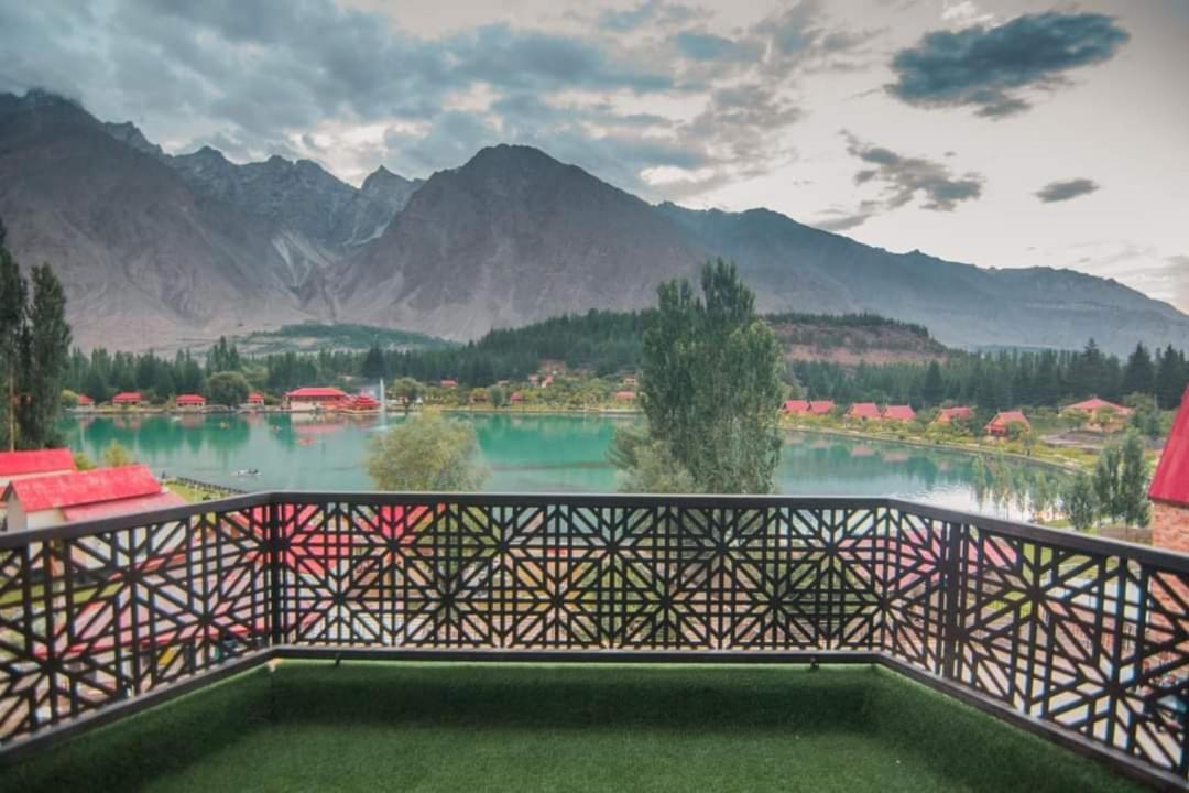 Tibet Hotel スカルドゥ エクステリア 写真